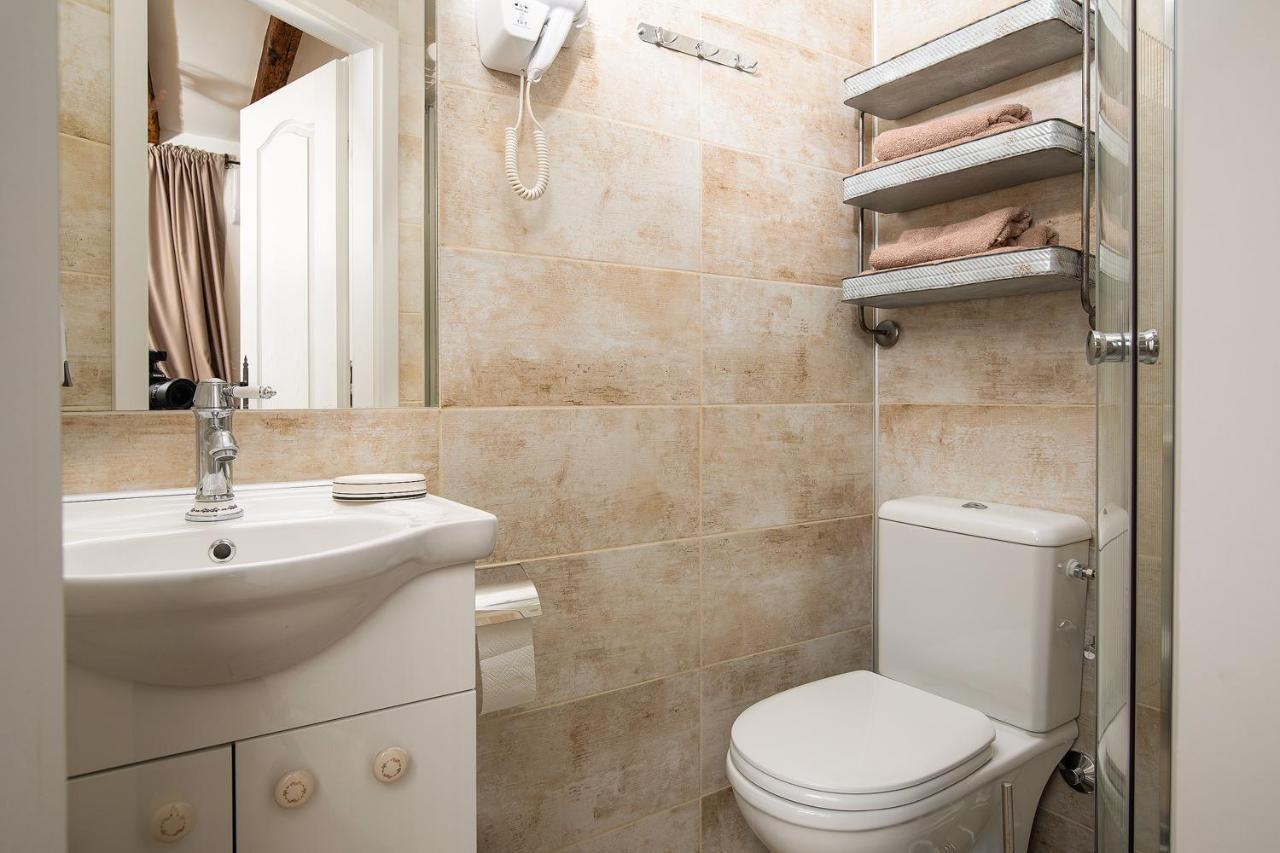 Domus Maximus Apartment Pula Bagian luar foto