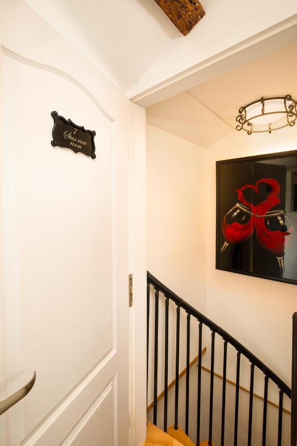 Domus Maximus Apartment Pula Bagian luar foto